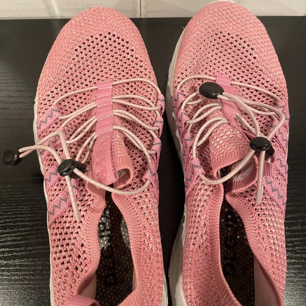 DLGJPA Women’s Pink Knit Slip-On water shoes with Toggle Laces size 39